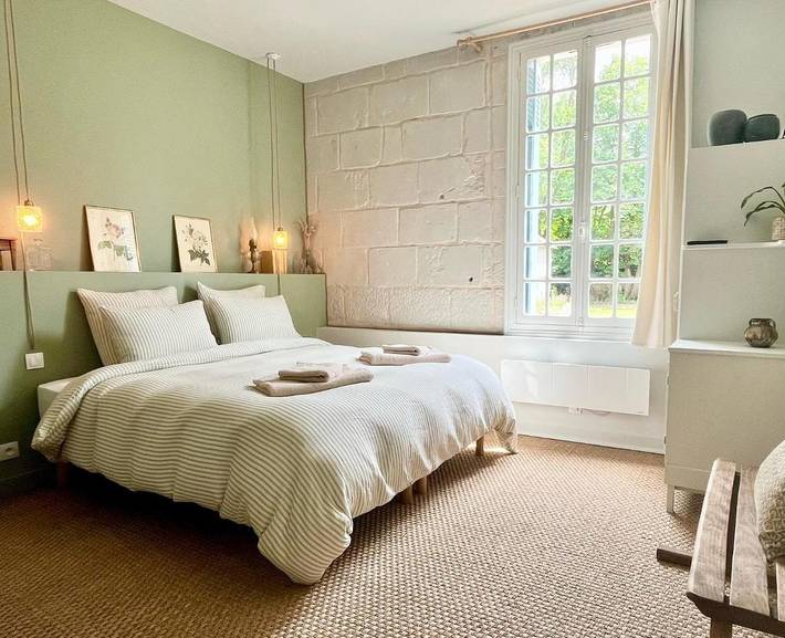 Gîte pour 2 personnes, avec piscine ainsi que jardin et vue à Saint-Clément-des-Levées - 3