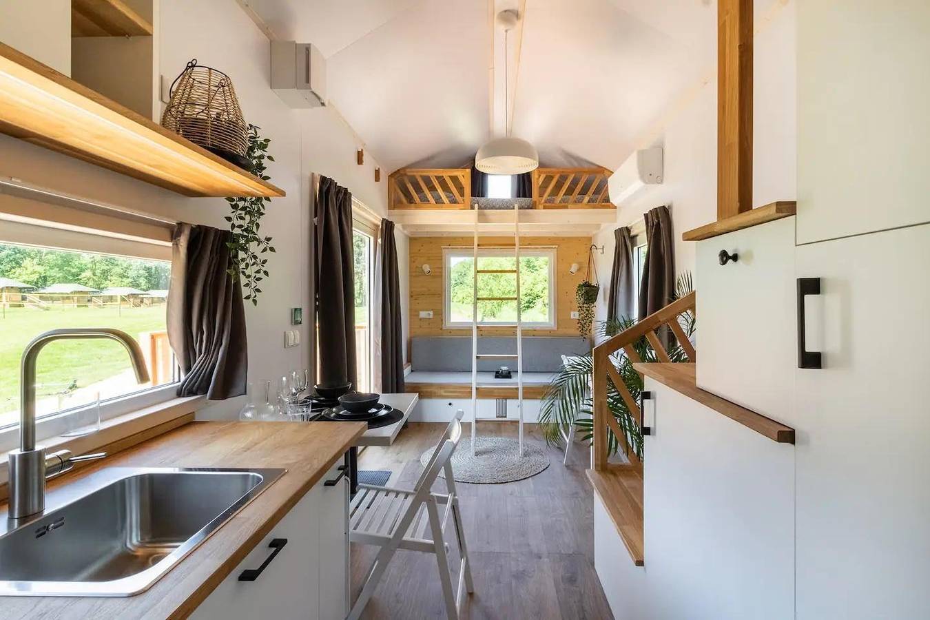 De Glamping — Gelbes Tiny House – Stimmungsvoller Aufenthalt für bis zu 5 Personen, Zeewolde in Flevoland