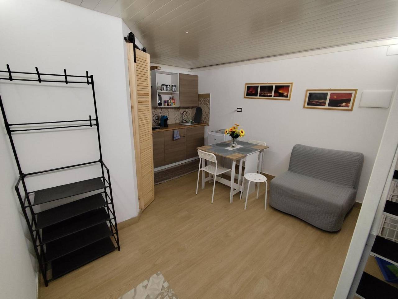 Entire apartment, Apartment 'Calogero' with Mountain View, Wi-Fi and Air Conditioning in Catania, Catania Province
