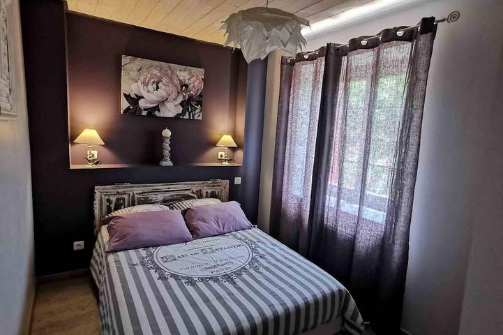 Location de vacances pour 6 personnes, avec balcon et jardin à Saint-Maurice-d'Ibie - 2