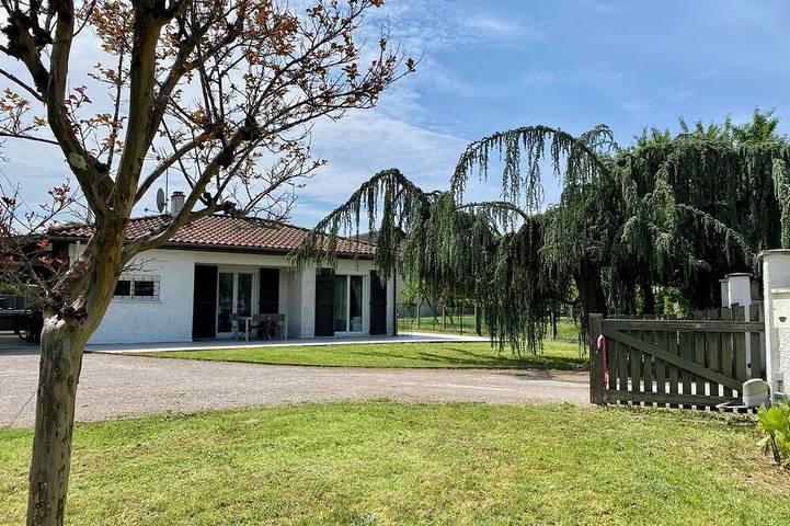 Maison de vacances pour 6 personnes, avec Terrasse et Jardin à Mérignac