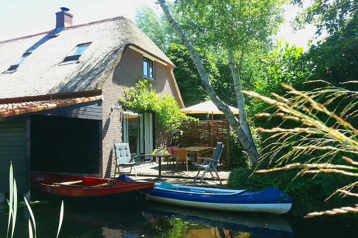 Agriturismo voor 9 personen, met sauna en tuin in Giethoorn