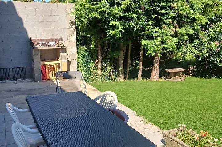 Maison de vacances pour 8 personnes, avec terrasse et jardin, animaux acceptés
