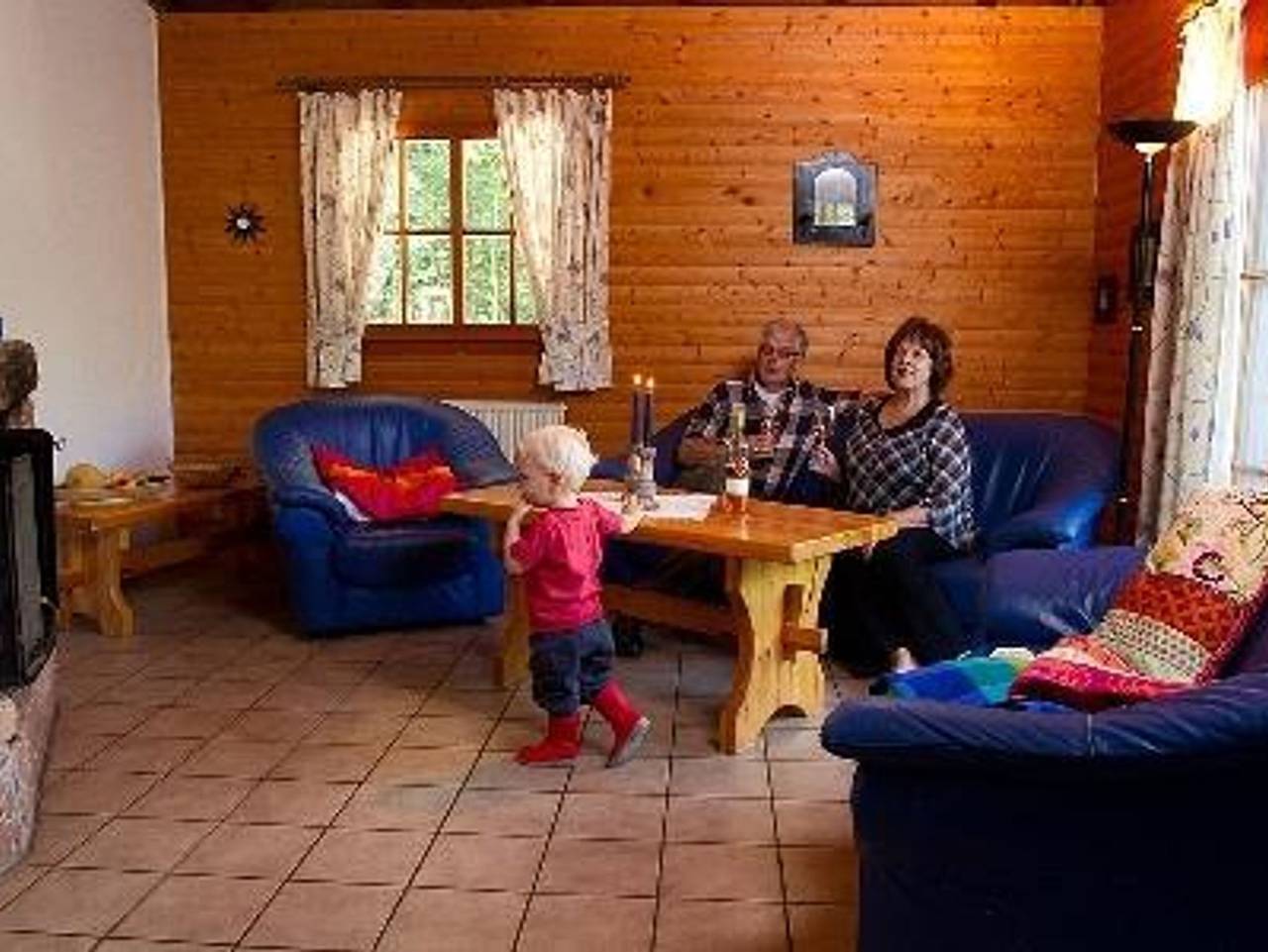 Ganze Ferienwohnung, Feriendorf Reinskopf - 2-Bettwohnung (Appartement Typ A) in Schönecken, Eifelkreis Bitburg-Prüm