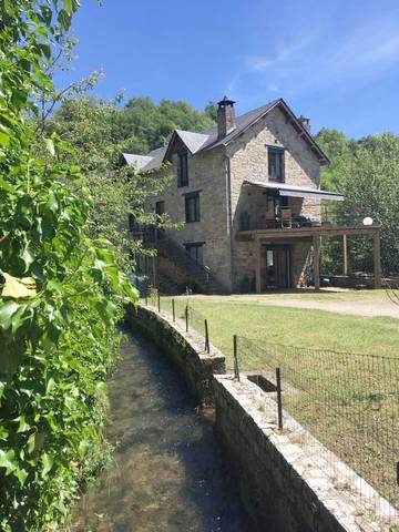 Chambre d’hôte pour 4 personnes, avec vue ainsi que sauna et jardin dans Lozère