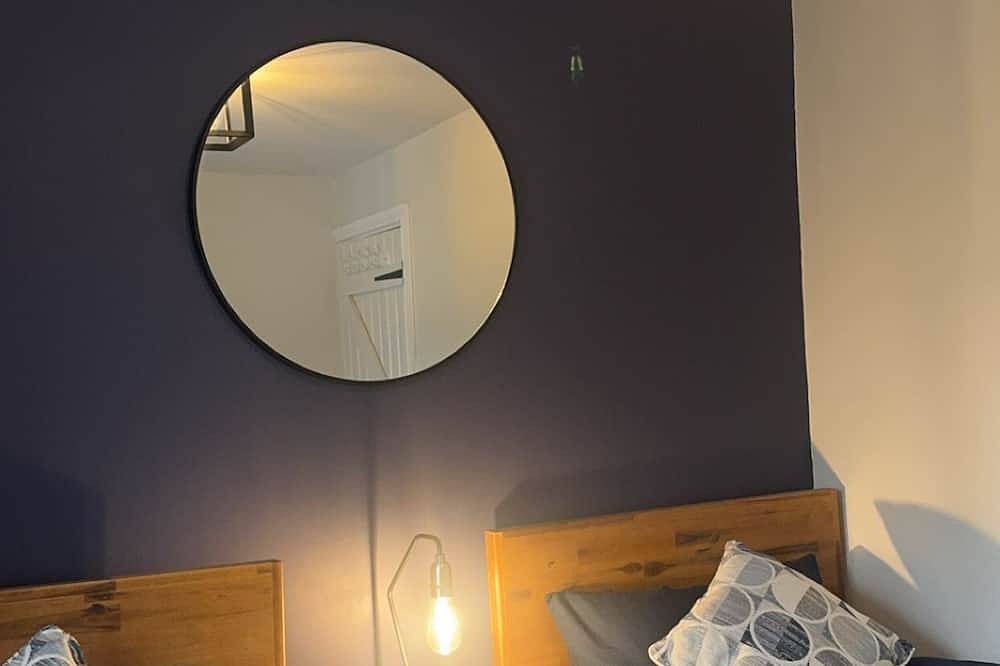 Dunmallet Cottage - Hot Tub, River, Centre of Pooley Bridge in Pooley Bridge, Lake District