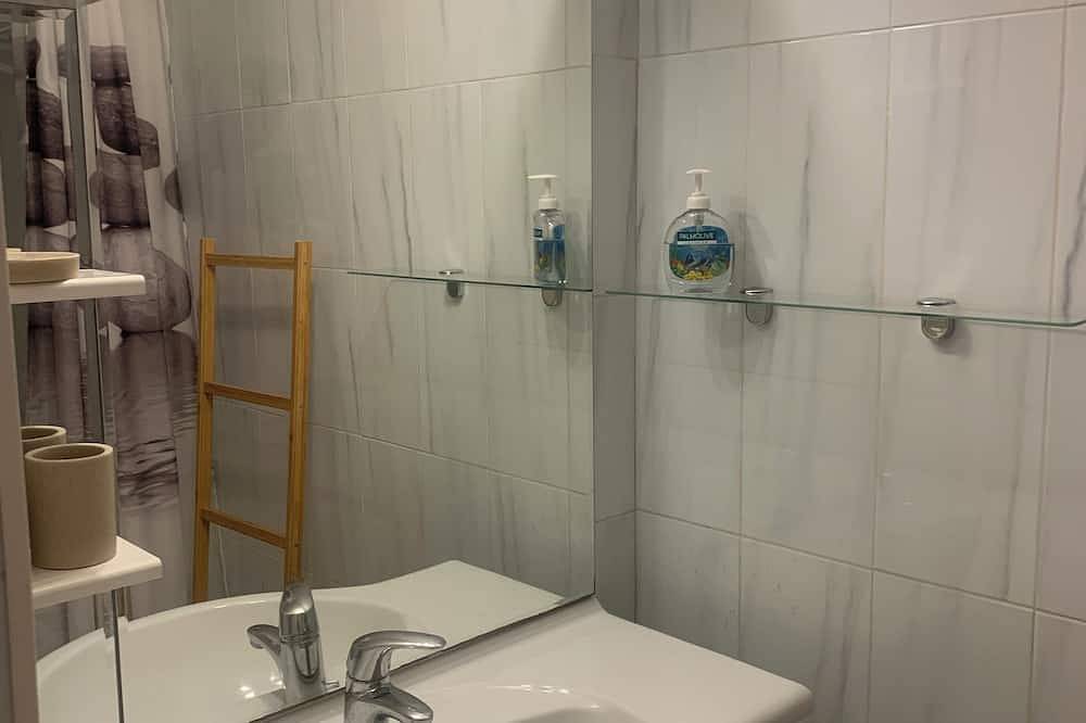 Apartamento entero, Garden level sea view heated swimming pool air conditioning in Le Trayas, Massif de l'Esterel