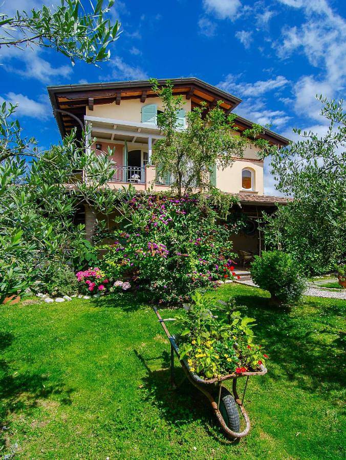 Apartamento de vacaciones para 6 personas, con jardín y jacuzzi - 1