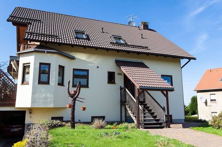 Ferienwohnung für 3 Personen, mit Balkon in Halsbrücke