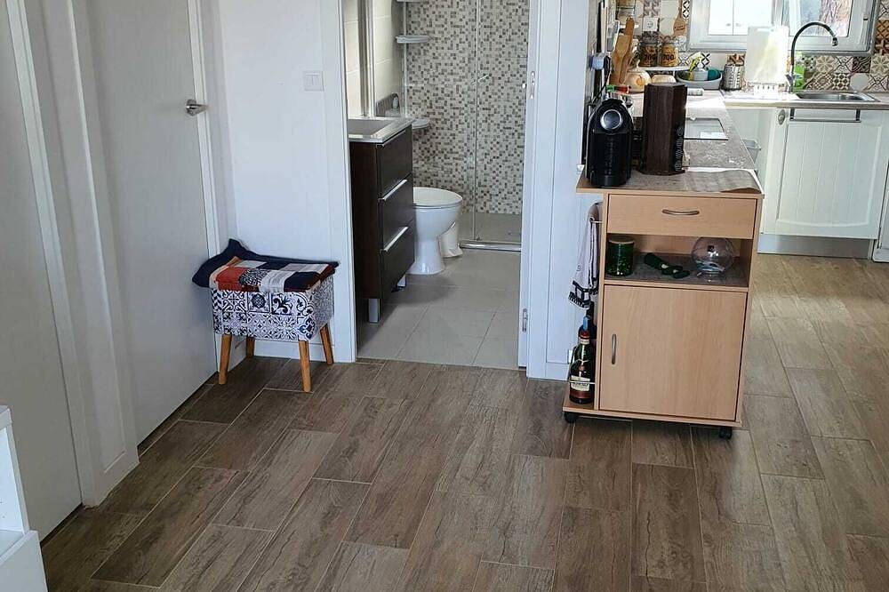 2-bedr. house in camping site-Parque Verde near Arrábida and Sesimbra in Quinta do Conde, Halbinsel von Setúbal