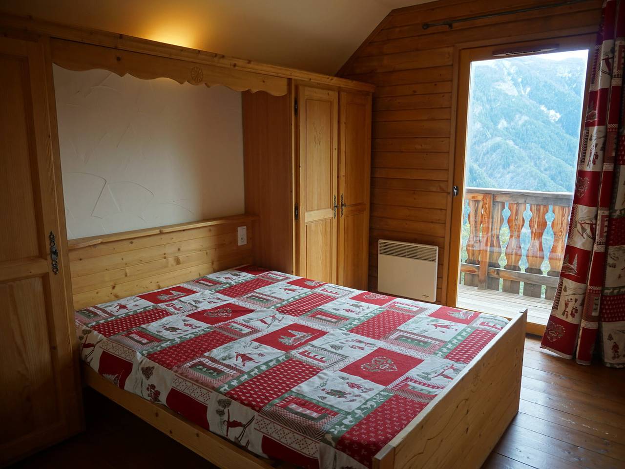 1/2 chalet confort 6 pers, vue montagne, Pra Loup in Pra-Loup (station de ski), Pra-Loup