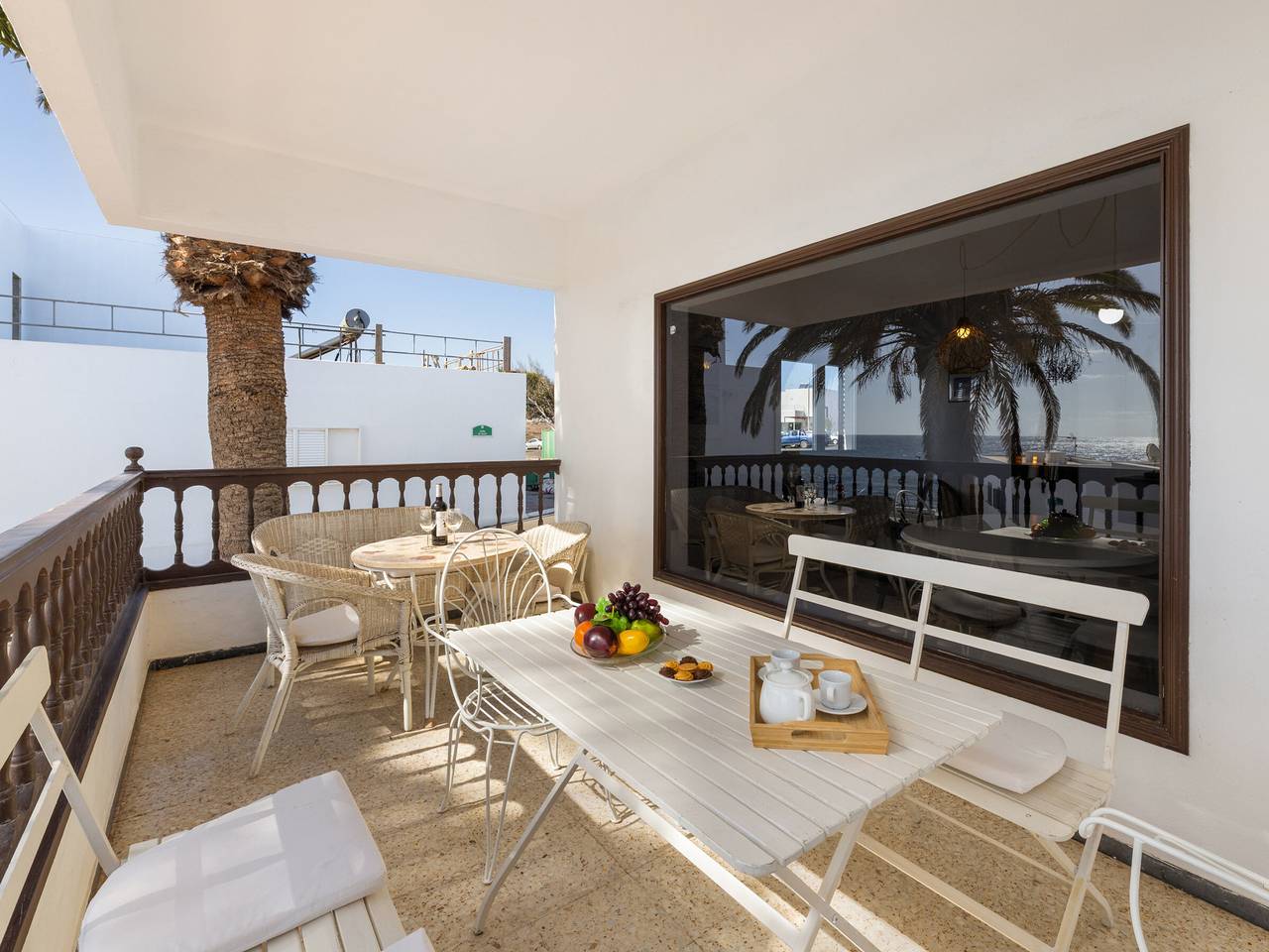 Großes Haus in Costa Teguise für 8 Pers. mit Terrasse und Meerblick in Las Caletas, Teguise