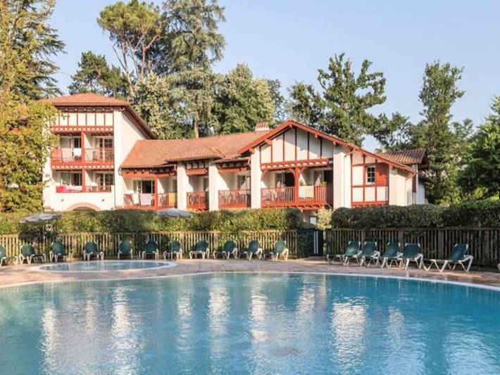 Gîte pour 6 personnes, avec balcon et piscine, animaux acceptés à Uhart-Cize - 4