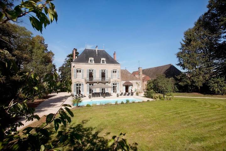 Location de vacances pour 15 personnes, avec Balcon et Jacuzzi ainsi que Terrasse et Jardin à Lans