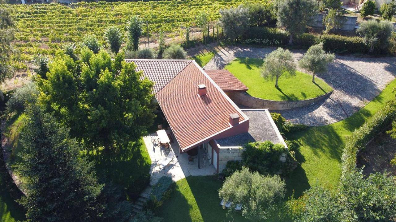 Three-Bedroom House in Cabeceiras de Basto (Cidade), Distrito de Braga