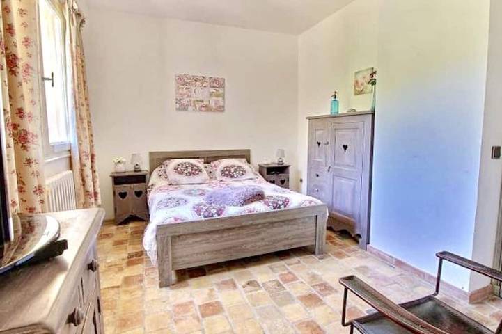 Provenzalische Villa in der Nähe von Nizza und Cannes für 12 Personen in Le Rouret, Mittelmeerküste (Frankreich)