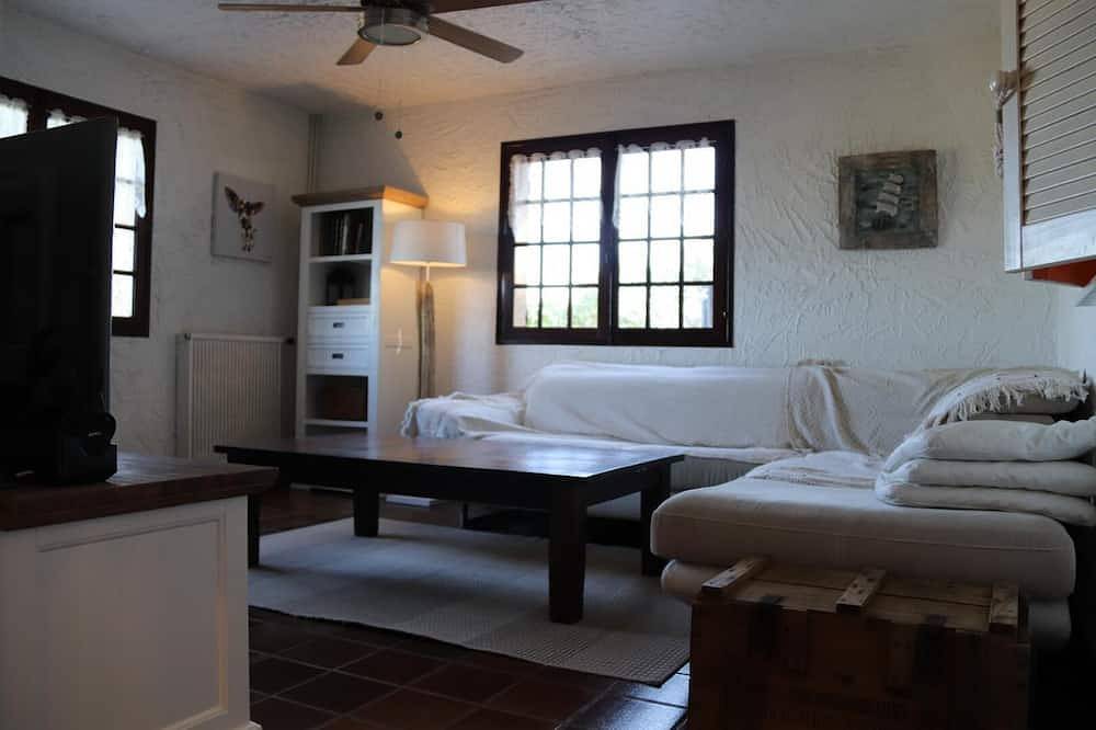Les oliviers\" guest house in Le Luc, Draguignan region