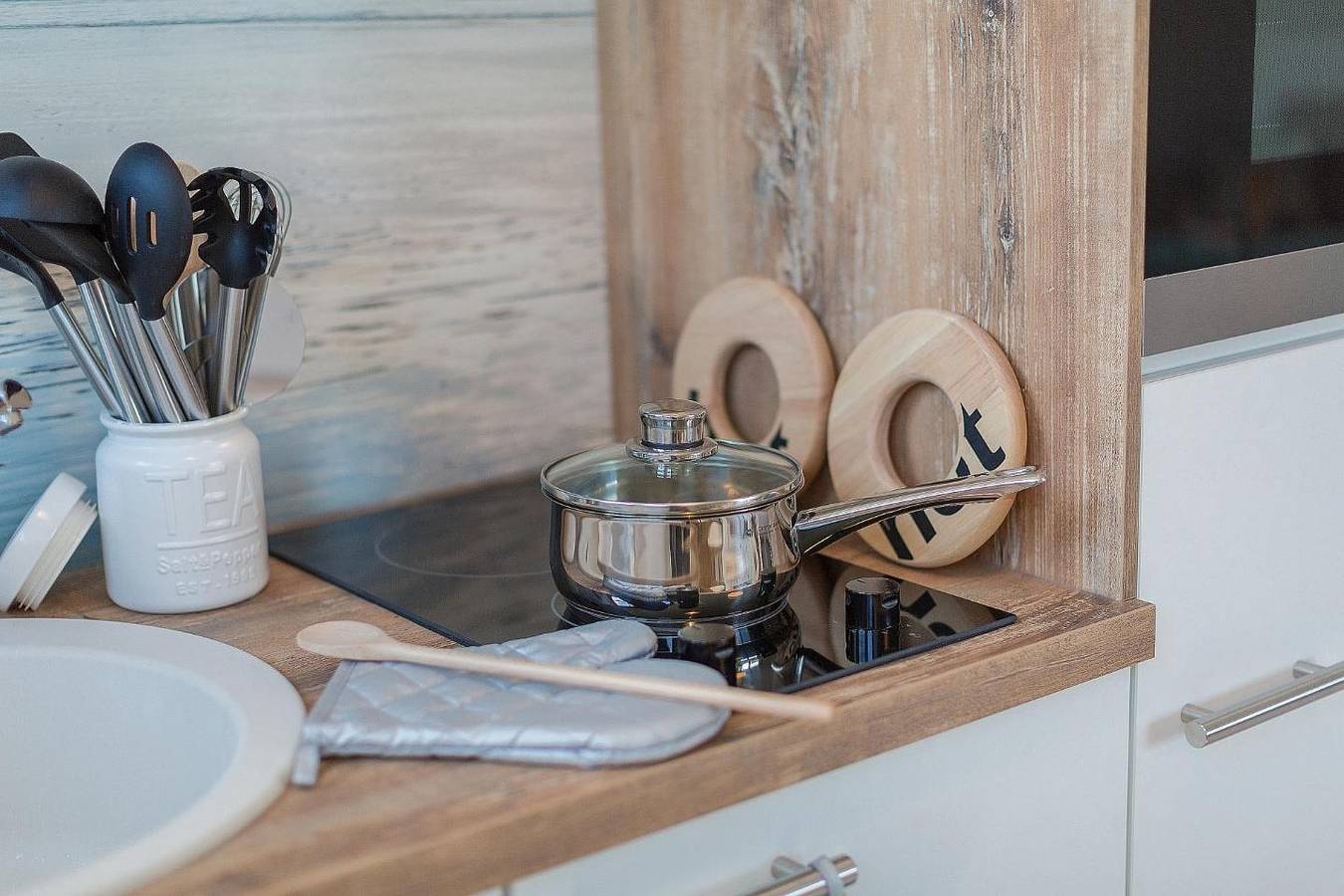 Ganze Wohnung, Neues, sehr schickes Studio für 2 Pers. in Strandnähe mit Fasssauna in Zingst, Fischland - Darß - Zingst