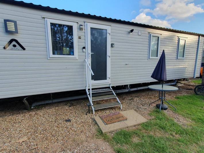 Parc de vacances pour 6 personnes, avec piscine ainsi que sauna et bassin pour enfant à Northampton - 3