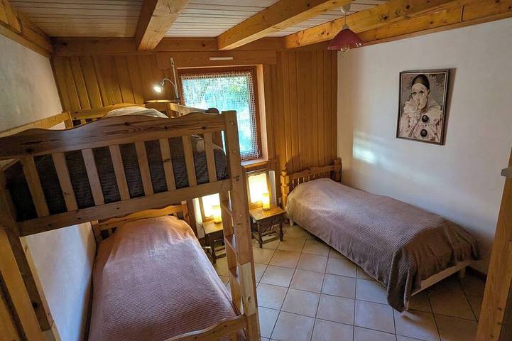 Gîte pour 5 personnes, avec jacuzzi ainsi que terrasse et jardin à Laveline-du-Houx - 3