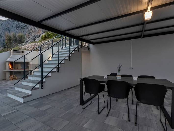 Ferienhaus für 5 Personen, mit Balkon und Terrasse sowie Garten und Pool an der Makarska Riviera - 3