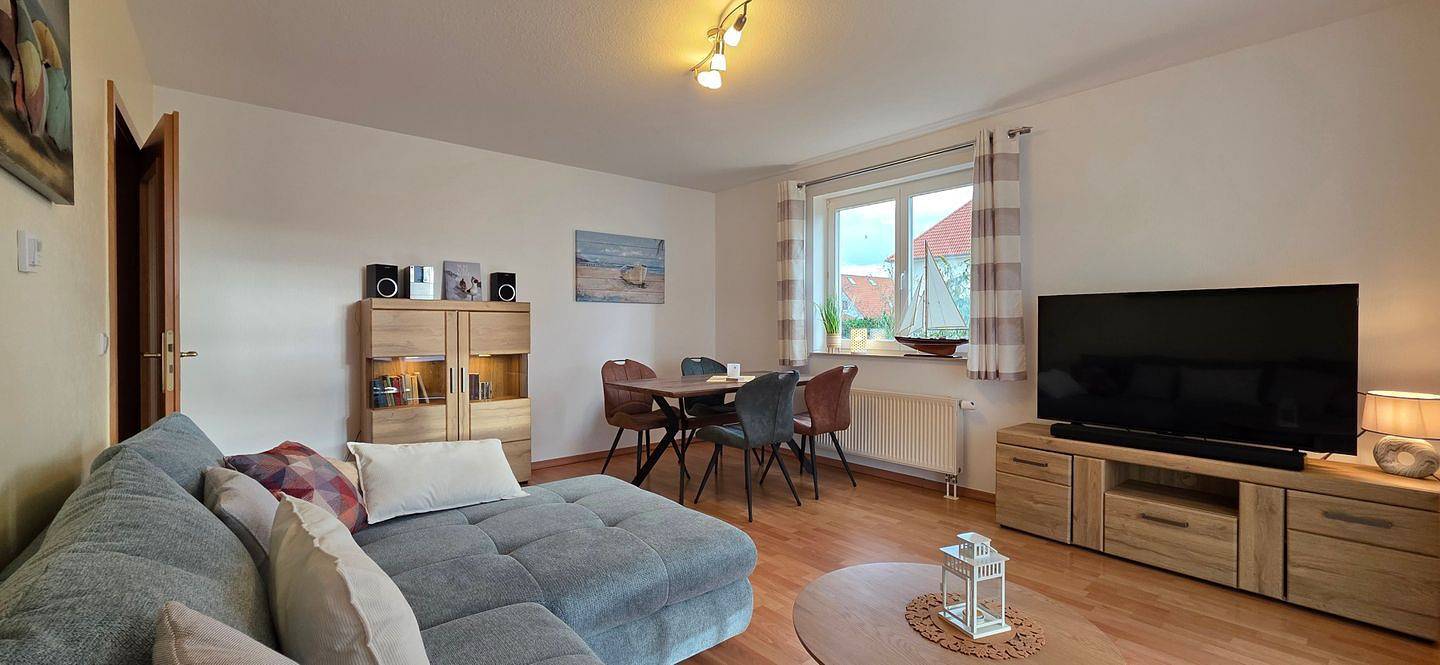 Apartamento entero, Komfortable Ferienwohnung mit Terrasse und moderner Ausstattung in Graal-Müritz in Graal-Müritz, Rostock y sus alrededores