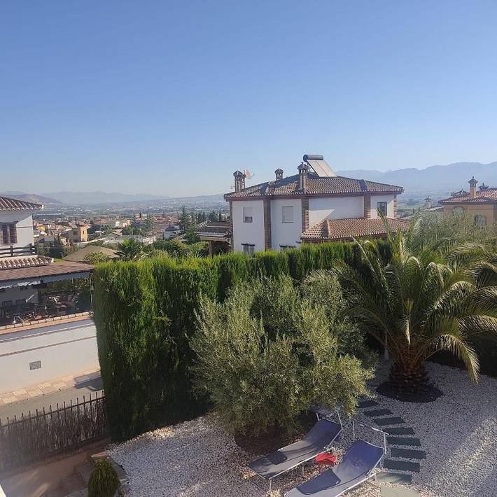 Casa de vacaciones para 8 personas, con piscina además de vistas y jardín en Vega de Granada - 2