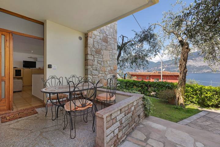 Appartamento vacanze per 5 persone, con giardino e vista lago, con animali domestici - 1