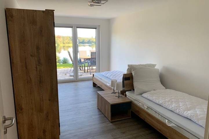 Ferienhaus für 12 Personen, mit Sauna und Balkon sowie Garten in Stocksee - 2