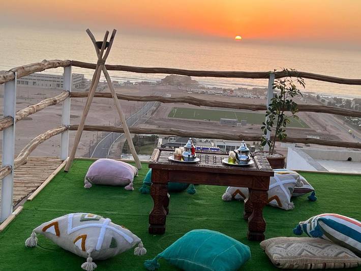 Chambre d’hôte pour 3 personnes, avec terrasse dans Tamraght Ouzdar