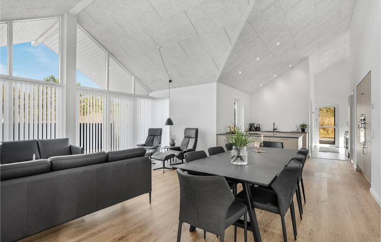 Ferienhaus für 8 Personen mit Sauna in Sønderstrand, Tagholm