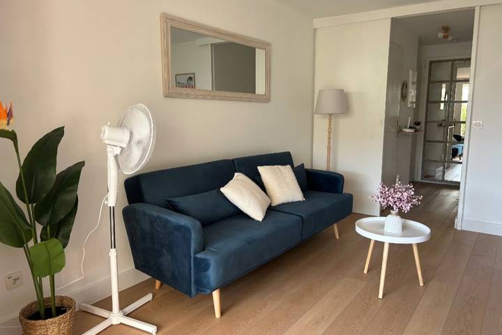 Gîte pour 3 personnes, avec jardin et piscine dans Port Cogolin - 2