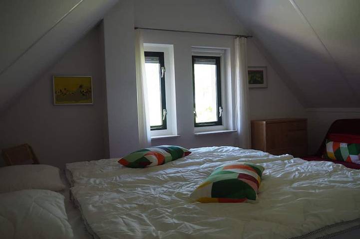 Detached house with fully fenced garden and lots of privacy in Ĳsselmeer