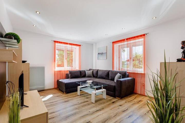 Ferienwohnung für 6 Personen, mit Sauna und Garten sowie Whirlpool - 1