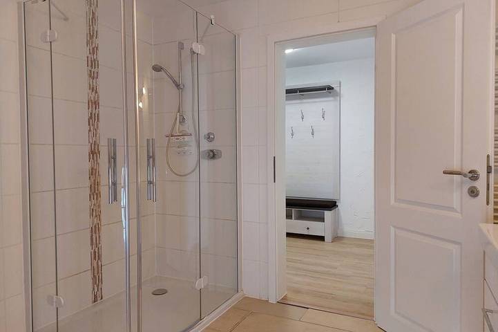 Ferienwohnung für 6 Personen, mit Garten und Balkon sowie Pool in Attendorn - 3