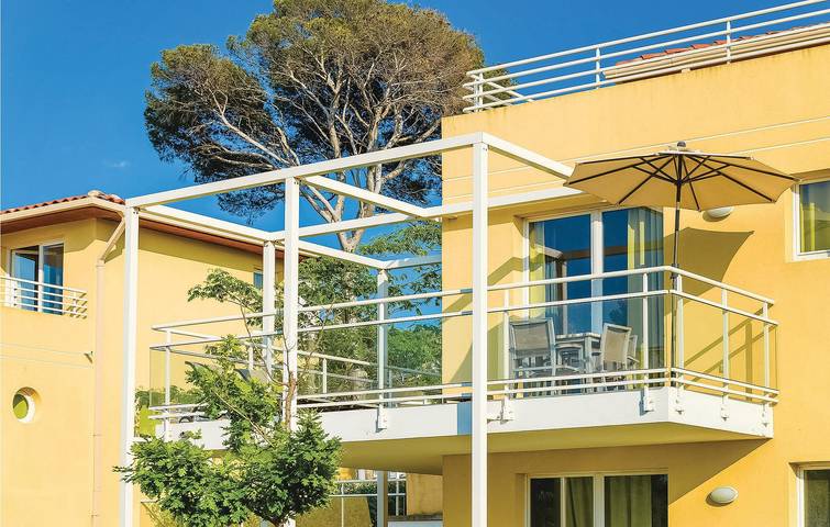 Gîte pour 4 personnes, avec piscine et terrasse à Six-Fours-les-Plages - 2