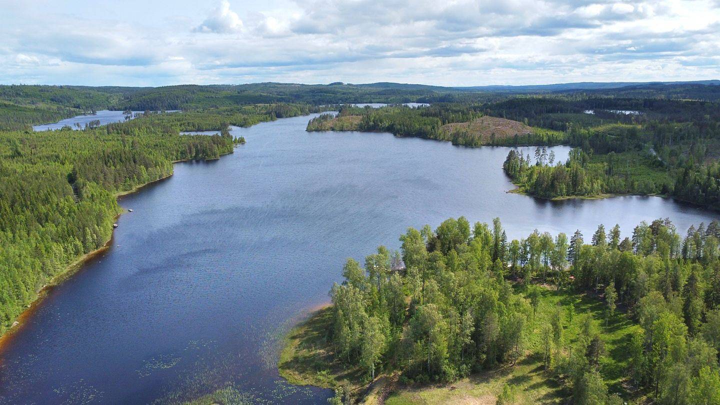 Ganze Wohnung, Ferienwohnung Viol in Värmland große Naturwohnung am See mit Sauna und Hot Tub in Värmland