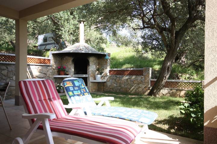 Ferienwohnung für 6 Personen, mit Balkon/Terrasse in Supetarska Draga