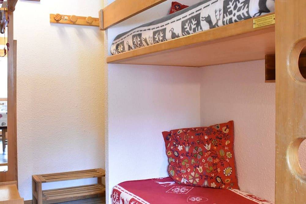 Ganze Wohnung, Charmantes Ferien Studio - 50m zu Pisten, Geschäften & Restaurants, im Herzen von Méribel! in Méribel, Les Allues