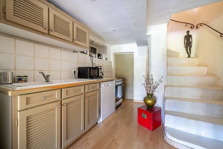 Location de vacances pour 6 personnes, avec Balcon et Terrasse à Lourmarin - 3