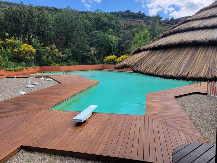 Location de vacances pour 3 personnes, avec Terrasse ainsi que Jardin et Piscine à Le Boulou