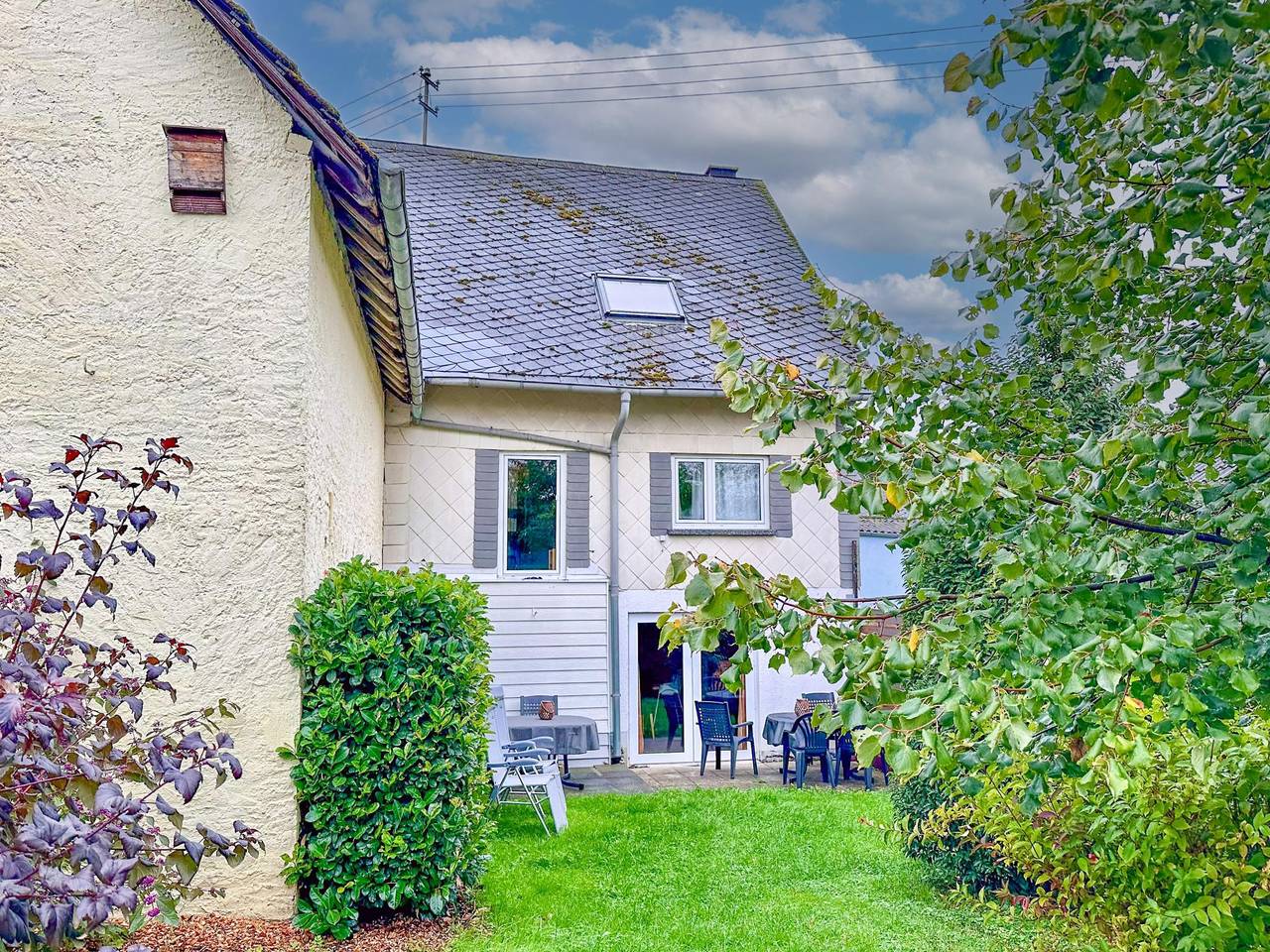 Geräumiges Haus ruhige lage in tolle Gegend in Buch, Hunsrück