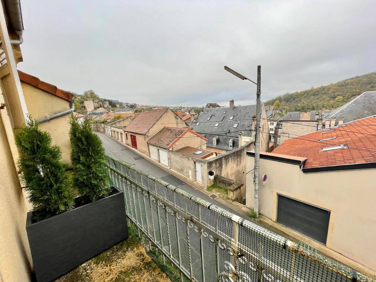 Appartement entier, Two-Bedroom Apartment in Sierck-les-Bains, Moselle
