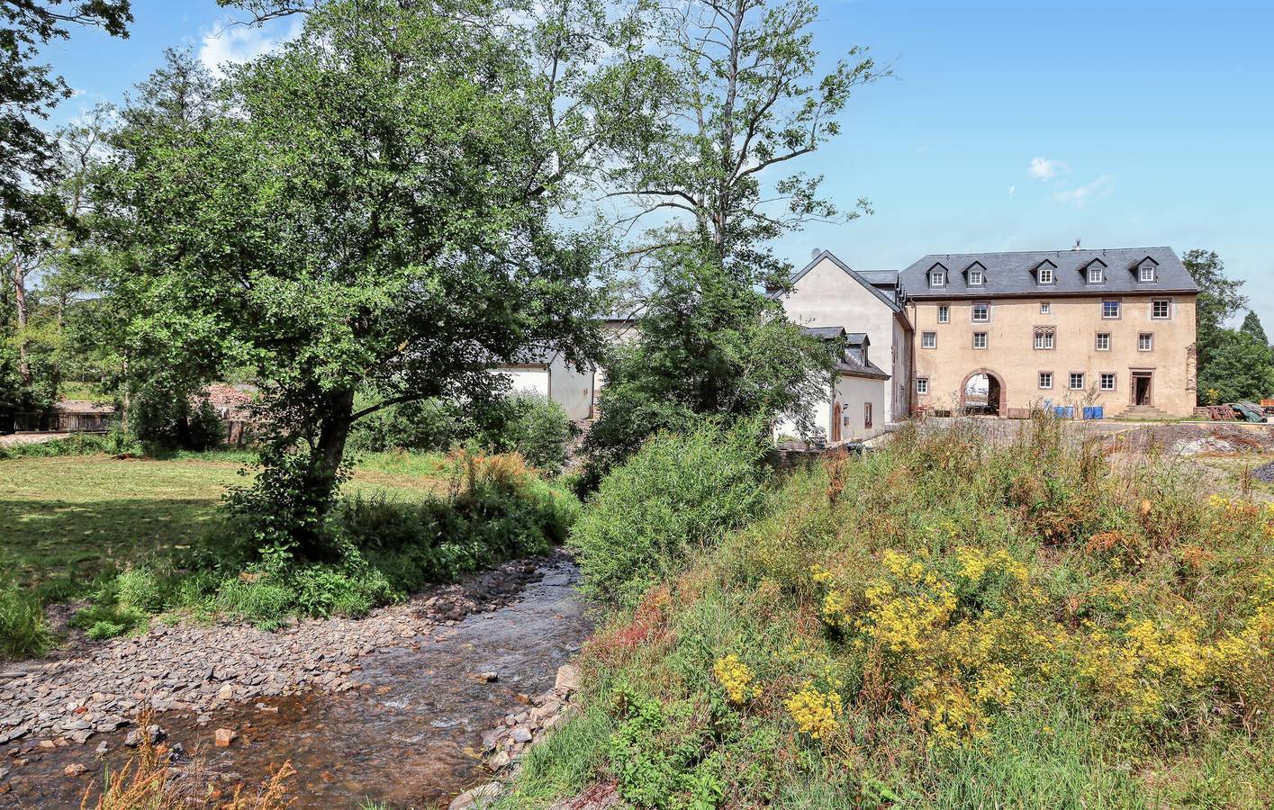 Appartement relaxant avec sauna, bain à remous et terrasse - Laarberg 800m in Irrhausen, Arrondissement d'Eifel-Bitburg-Prüm
