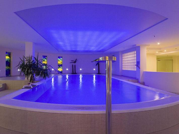 Hôtel pour 3 personnes, avec sauna et jardin ainsi que piscine et vue dans Neckargemund - 4