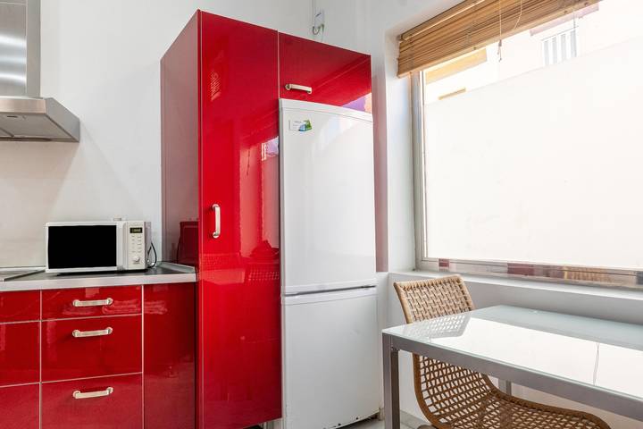 Apartamento entero, Apartamento 'Jp7 Piso 10 Min Sevilla' con Wi-Fi y aire acondicionado in Camas , Provincia de Sevilla