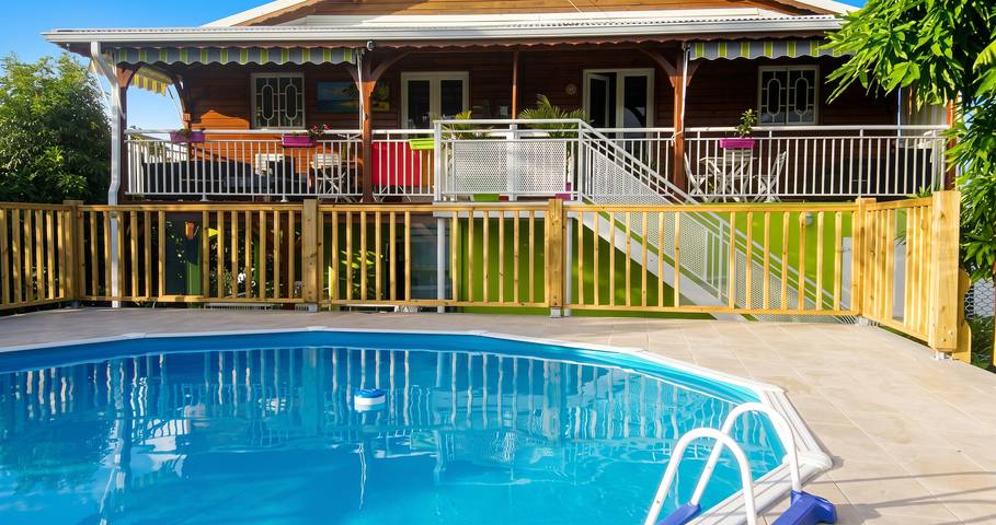 Appartement de vacances pour 8 personnes, avec balcon/terrasse ainsi que terrasse et piscine - 1