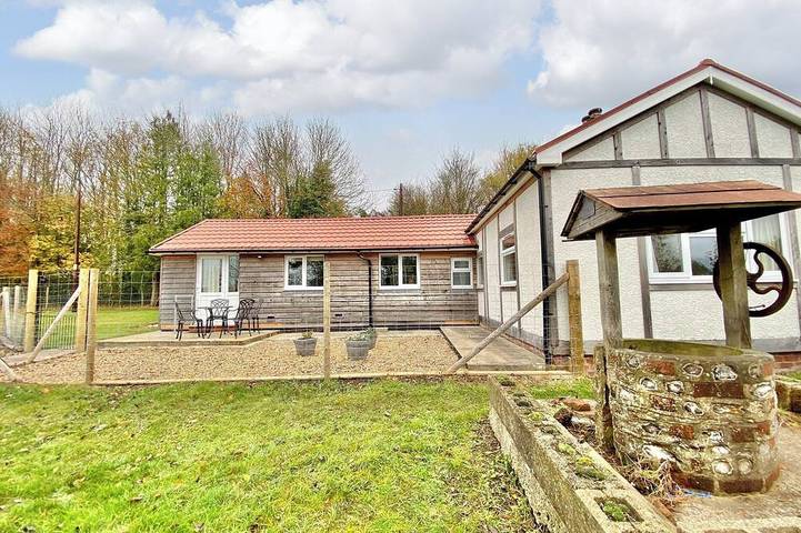 Ferienhaus für 4 Personen, mit Garten in Winchester