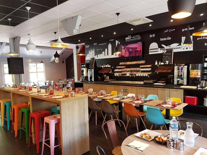 Hôtel pour 2 personnes, avec jardin, animaux acceptés à Dardilly - 4