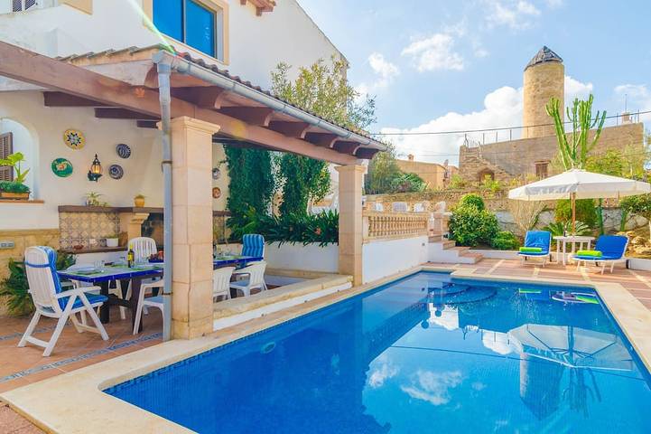 Villa for 8 people, with garden and balcony - 1